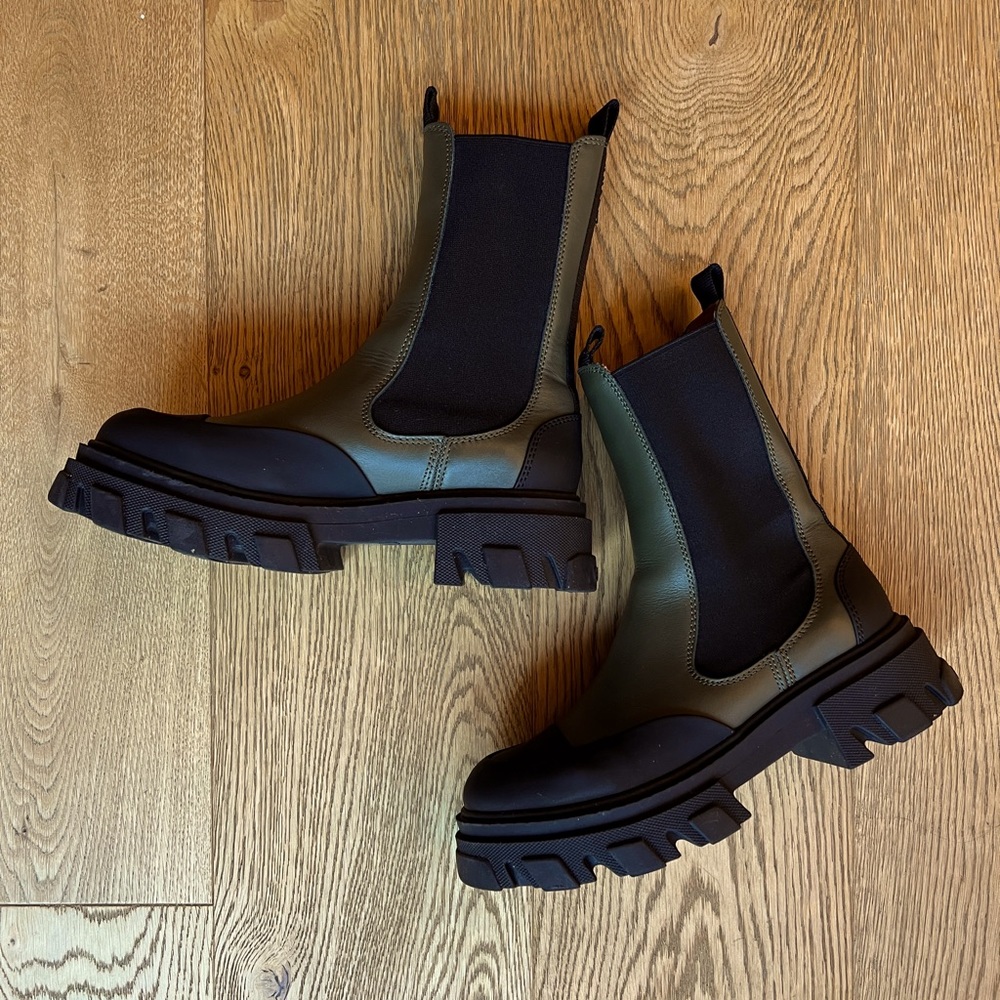 Ganni Mid Chelsea Boot